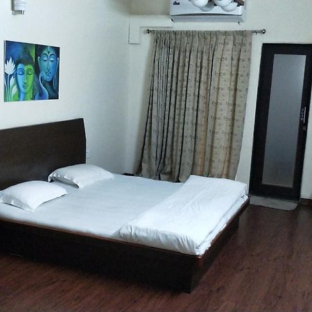Apple Tree Apartments Koregaon Park Pune Zewnętrze zdjęcie