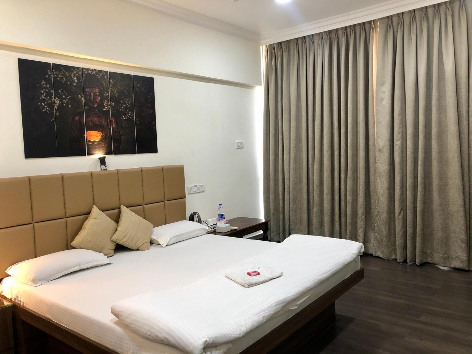 Apple Tree Apartments Koregaon Park Pune Zewnętrze zdjęcie